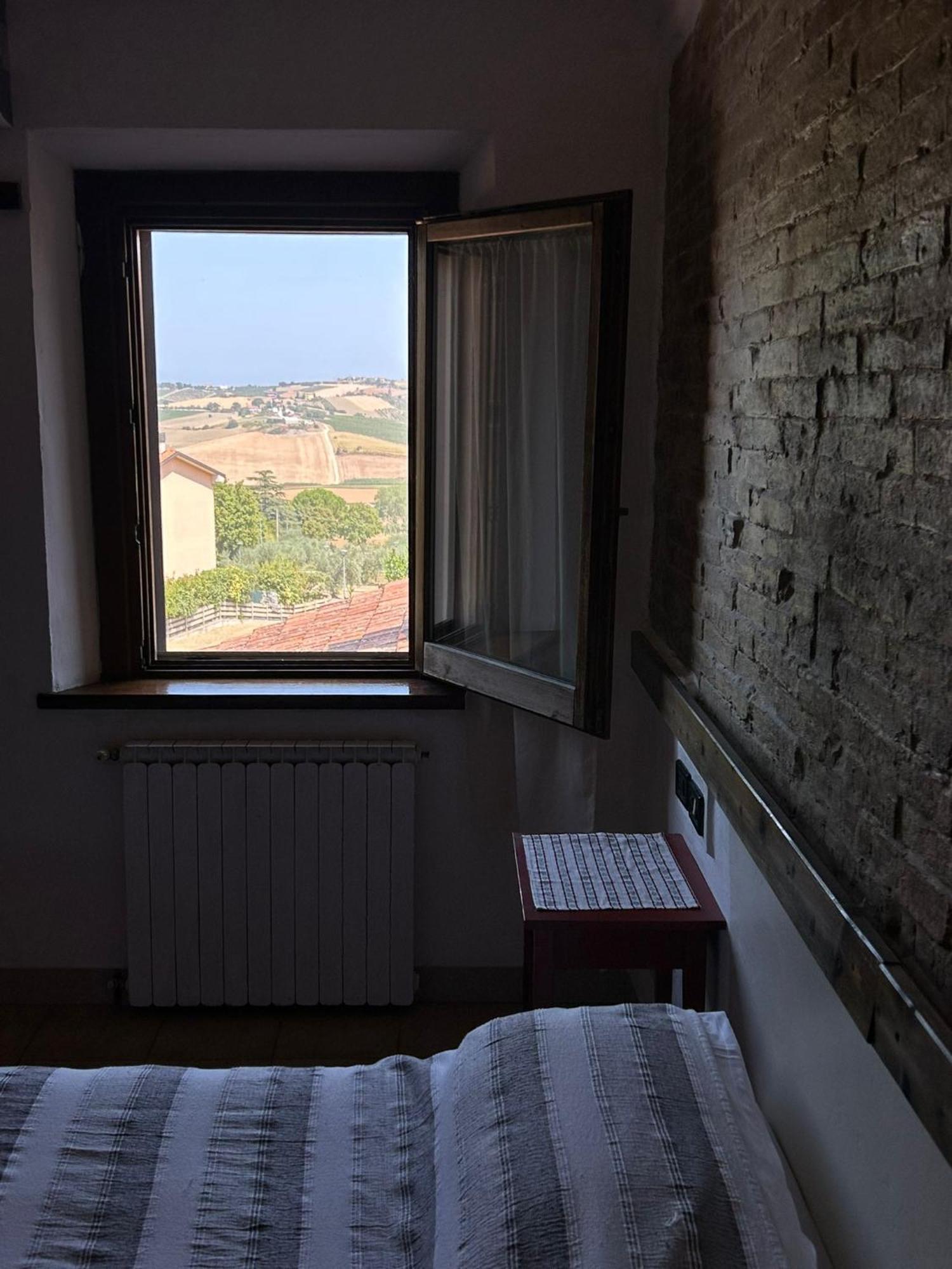 Bed and Breakfast Ca'Silvia San Savino  Екстер'єр фото