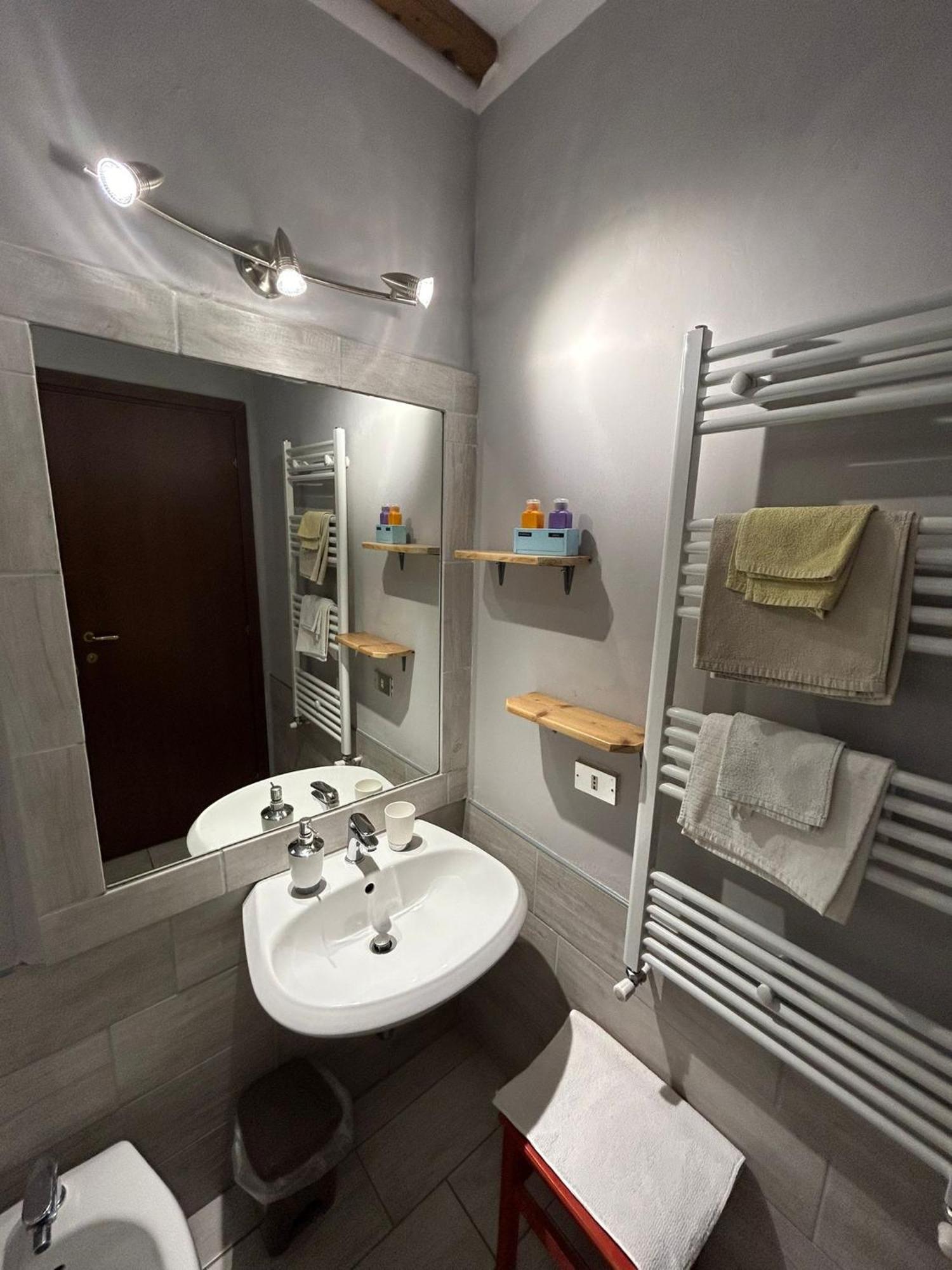 Bed and Breakfast Ca'Silvia San Savino  Екстер'єр фото